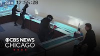 Video shows thieves smashing showcases, clearing out jewelry store on Chicago's North Side