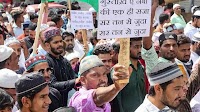 Karnataka: 'Sar Tan Se Juda' chants raised by Islamists in Bagalkote over alleged 'blasphemy', Muslim clerics deliver hate speeches