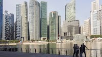 Singapore Dollar Has Shot at Climbing to US Dollar Parity, Jefferies Says