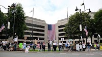 Belleville, O’Fallon ‘No Kings’ rallies protest Trump. What are their demands?