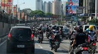 TV PATROL: Pare-parehong price adjustment ng mga kumpanya ng langis kinuwestyon ng ilang motorista