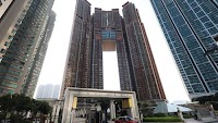 Hong Kong’s ‘Emperor’s Home’ sold at discount as distressed tycoons divest
