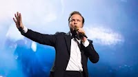 Olly Murs 'to see a doctor' after walking off stage at start of concert