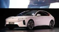 Nio launches updated ET5/ ET5 Touring with 1,055 km range, starting at 41,100 USD