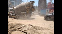Motorists, vendors hit rough patch on OMR-ECR link road
