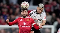 Man United need to 'build confidence' v. Fulham