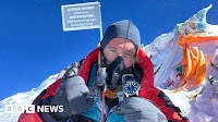 Ex-marine climbs Everest after 'record-breaking' triathlon