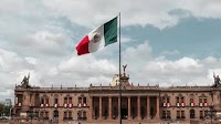 USD/MXN Outlook: Mexican Peso Maintains Bearish Bias Ahead of Banxico Decision