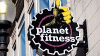 Lawsuit accuses Planet Fitness of refusing to help man who had heart attack near gym