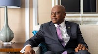 Nigeria Central Bank Chief Says Naira Reforms Enticing Investors