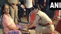 UP: Muzaffarnagar CO Rishika Singh invests time in providing selfless service to Kanwar Yatris