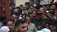 Baba Siddique Last Rites Highlights: NCP leader laid to rest with full state honour at Bada Qabrastan in Mumbai
