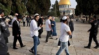 Settlers Storm Al-Aqsa Mosque
