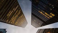 Investment volume for 2024 shows a 32.5% annual growth, despite a dip in the last quarter of the year