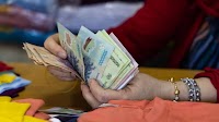 Vietnam Dong Declines to Record Low Against US Dollar