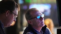 Stock market today: Dow gains 400 points, stocks reverse losses as markets cap worst quarter since 2022