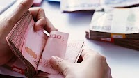 Indian rupee slips to 2-week low against UAE dirham - can NRIs expect a return to 23.5 levels?
