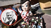 David Lynch Memorial Pops Up At Bob's Big Boy