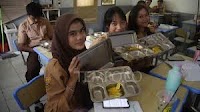 Rp335tn Allocated for Free Nutritious Meal Program in Indonesia's 2026 State Budget