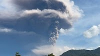 Indonesia’s Mount Lewotobi Laki-Laki erupts with kilometer-high ash cloud