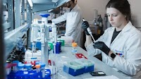 De novo antibody protein sequencing reveals novel functional and neutralizing antibodies post-SARS-CoV-2 vaccination