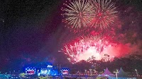 JB mall rocks out with festive celebrations