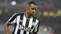 Liverpool planning record Isak bid as Spurs finally get their man