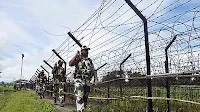 সাতক্ষীরা সীমান্তে বিজিবির কাছে ১৪ জনকে হস্তান্তর করেছে বিএসএফ