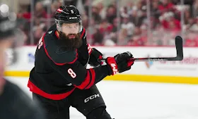 Brent Burns Signs One-Year Deal with Avalanche