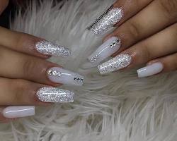 Hình ảnh về Silver nail designs