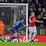 Mourinho lashes United after Leicester