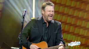 Blake Shelton Honors Two Country Music Legend at the ACM Awards With "The Gambler" Tribute Performance