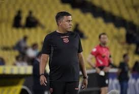 ‘Estamos con la emocionalidad del Clásico encima; se nos escaparon dos puntos’, apunta César Farías, DT de Barcelona SC, tras el empate ante Guayaquil City