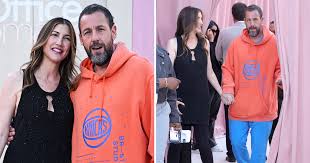 Adam Sandler é criticado por look 'desleixado' em première de filme da sua esposa: 'Constrangedor'
