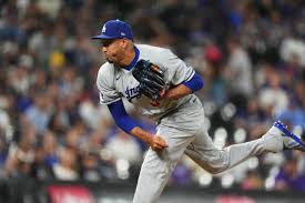 Dodgers closer Edwin Díaz heads back to injured list because of neck inflammation
