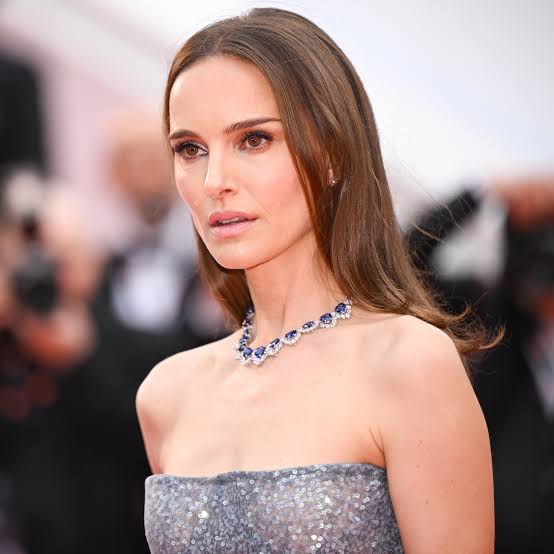 Natalie Portman Just Solved All Your Summer Hat Hair Problems — See the Photos | Allure