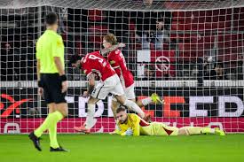 LIVE KNVB Beker | Afgang dreigt voor zwak Ajax: Kees Smit maakt avond van Amsterdammers nog pijnlijker in Alkmaar