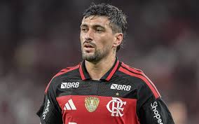 Torcedores do Flamengo reagem a atitude de Arrascaeta: 'Estranho'