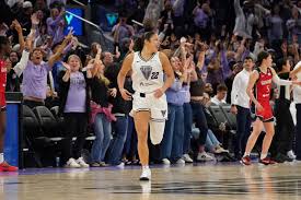 Veronica Burton's Breakout Season and Aces' Blowout Loss to Valkyries