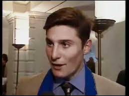 Hasil gambar untuk foto javier zanetti