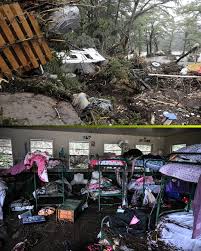 San Luis Más |  Las autoridades confirmaron que el número de fallecidos por las devastadoras inundaciones en el centro-sur de Texas aumentó a 82... | Instagram