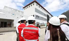 ¡Escándalo en Oxapampa! ¿Por qué el hospital NUNCA se terminó? - Imagen ilustrativa del artículo