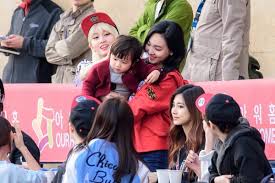 [트와이스] 아니 글쎄 아기만 보면 환장하는 처자가 있다고 해요 | 인스티즈