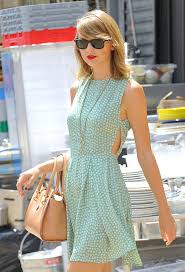 Taylor Swift Gives A Young Fan Truly Heartwarming Advice About ... via Relatably.com