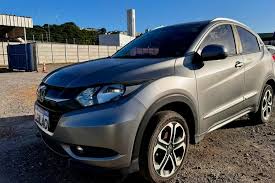 A partir de R$100: Detran leiloa 2,6 mil carros conservados e sucatas