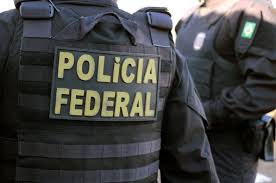 PF faz operação contra grupo alvo do governo Trump por suposto elo com o PCC