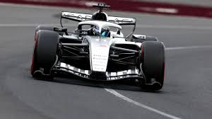 Checo Pérez se posiciona en el puesto 18 en el Gran Premio de Australia 2026: análisis del desempeño y consecuencias