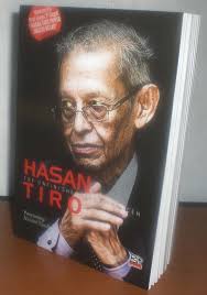 Hasan Tiro sendiri merupakan wali yang kesembilan. Hasan Tiro juga terkenal sebagai seorang penulis. Beberapa buku dan makalahnya bahkan jadi rujukan ... - hasan