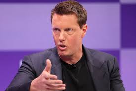 Exclusive | Paramount Raises Concerns About Netflix’s Bid for Warner Bros. Discovery