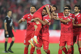 ویدیو| استایل جدید ستاره پرسپولیس برای استقلال/ محمد عمری قبل دربی عوض شد!